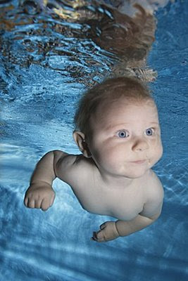 underwater baby am